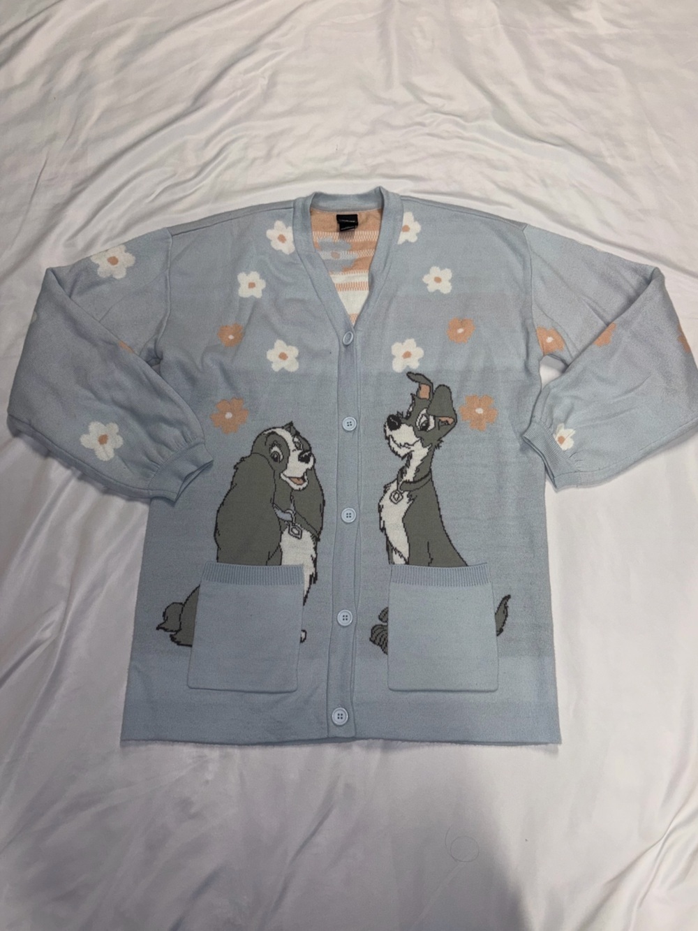 Disney Lady and the Tramp Tonal Portrait Women’s Cardigan BoxLunch 
Small lot I